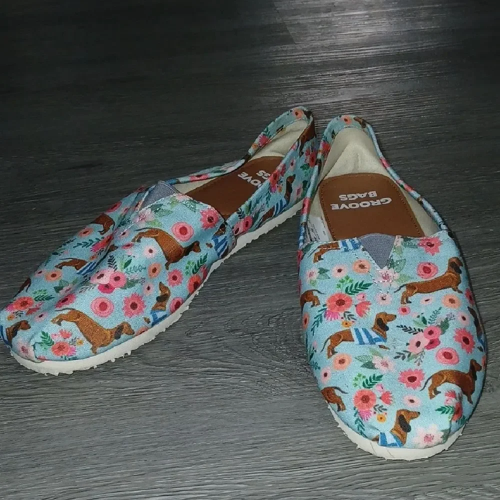Groove Bags Dauch hound floral print canvas slip on shoes Sz 7.5 NWOT